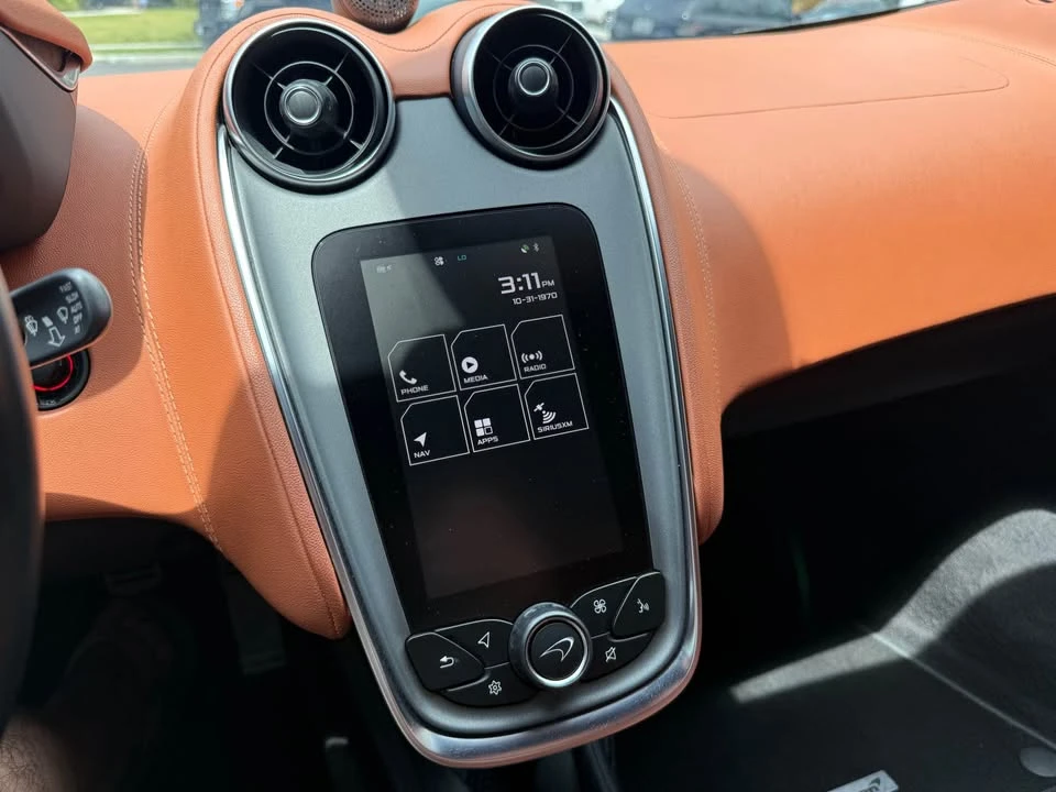 2016 McLaren 570S - Image 8 of 8