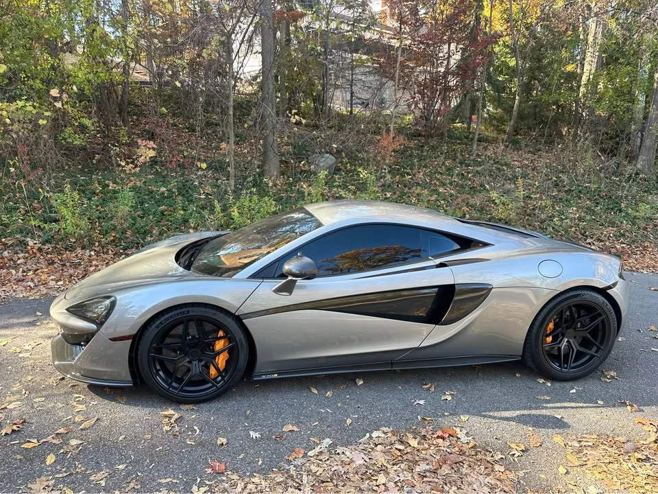 2016 McLaren 570S - Image 2 of 20