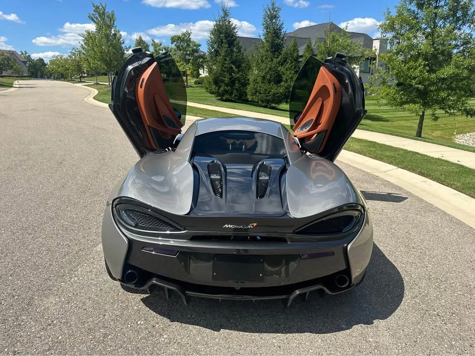 2016 McLaren 570S - Image 7 of 20