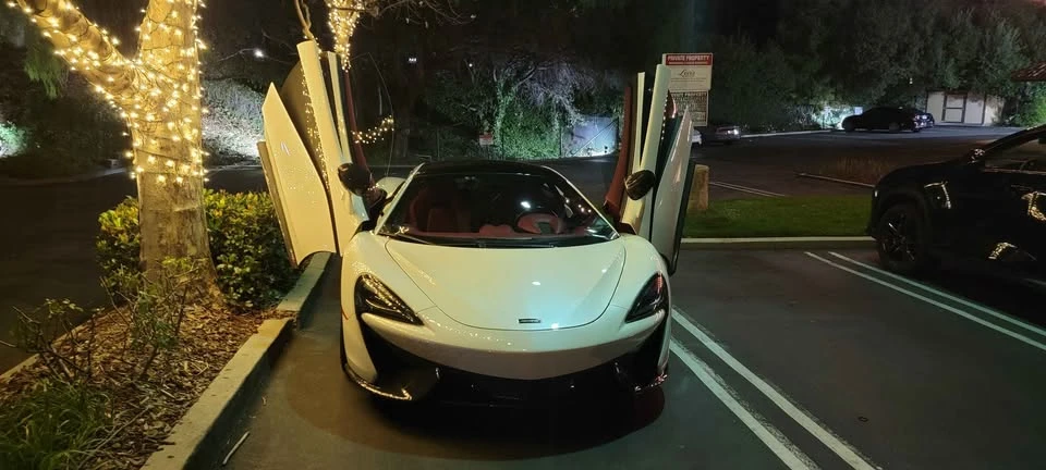 2016 McLaren 570S - Image 3 of 7