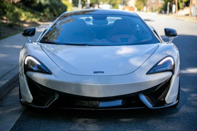 2016 McLaren 570S - Image 2 of 20