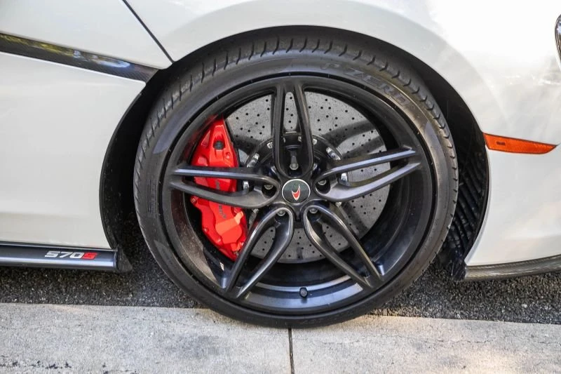 2016 McLaren 570S - Image 14 of 20