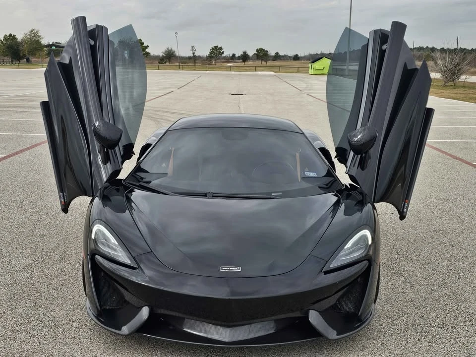 2016 McLaren 570S - Image 14 of 19