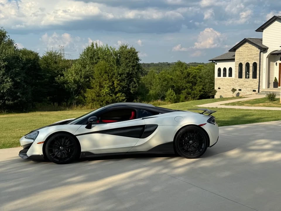 2016 McLaren 570S - Image 3 of 14