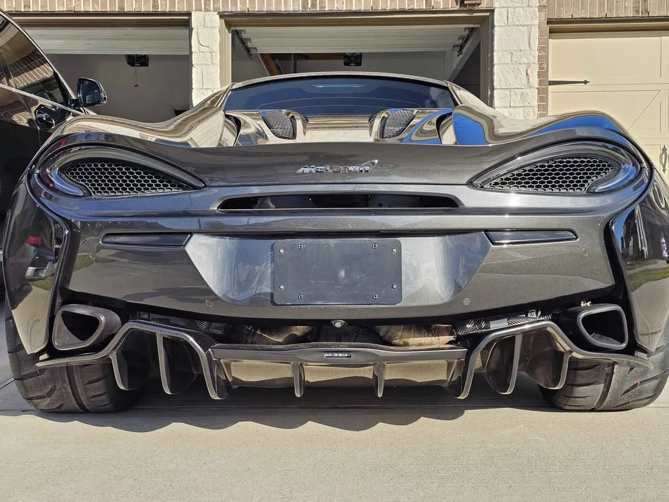 2016 McLaren 570S - Image 13 of 19