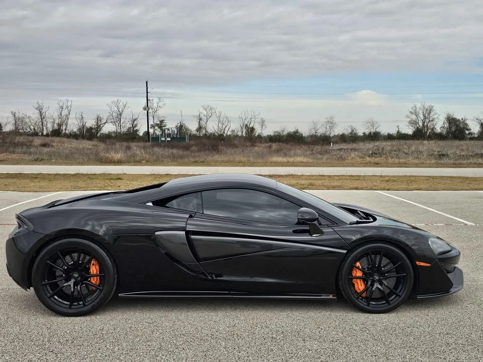 2016 McLaren 570S - Image 16 of 19