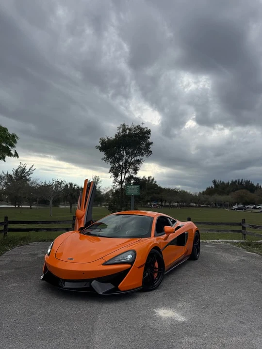 2016 McLaren 570S - Image 3 of 10