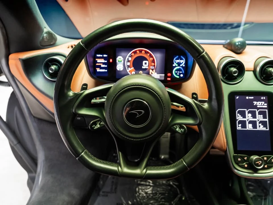 2016 McLaren 570S - Image 8 of 17