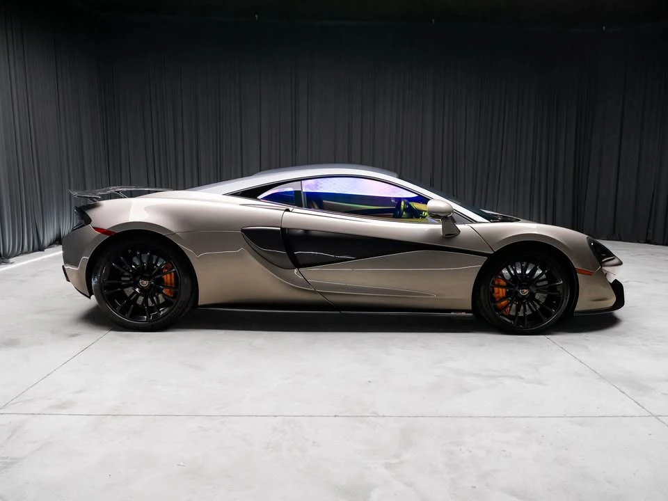 2016 McLaren 570S - Image 12 of 17