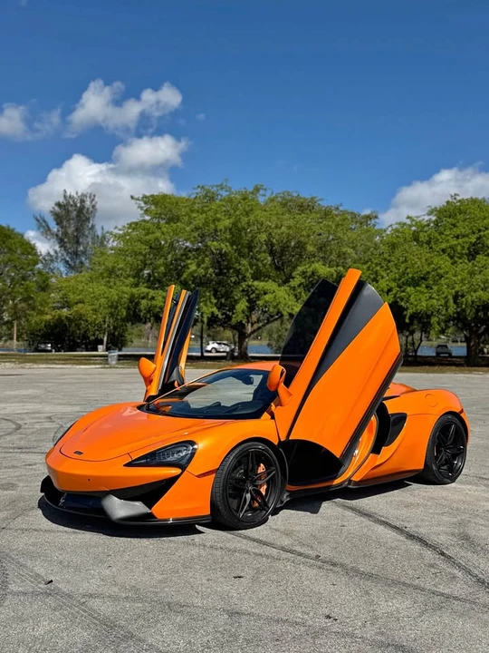 2016 McLaren 570S - Image 2 of 18