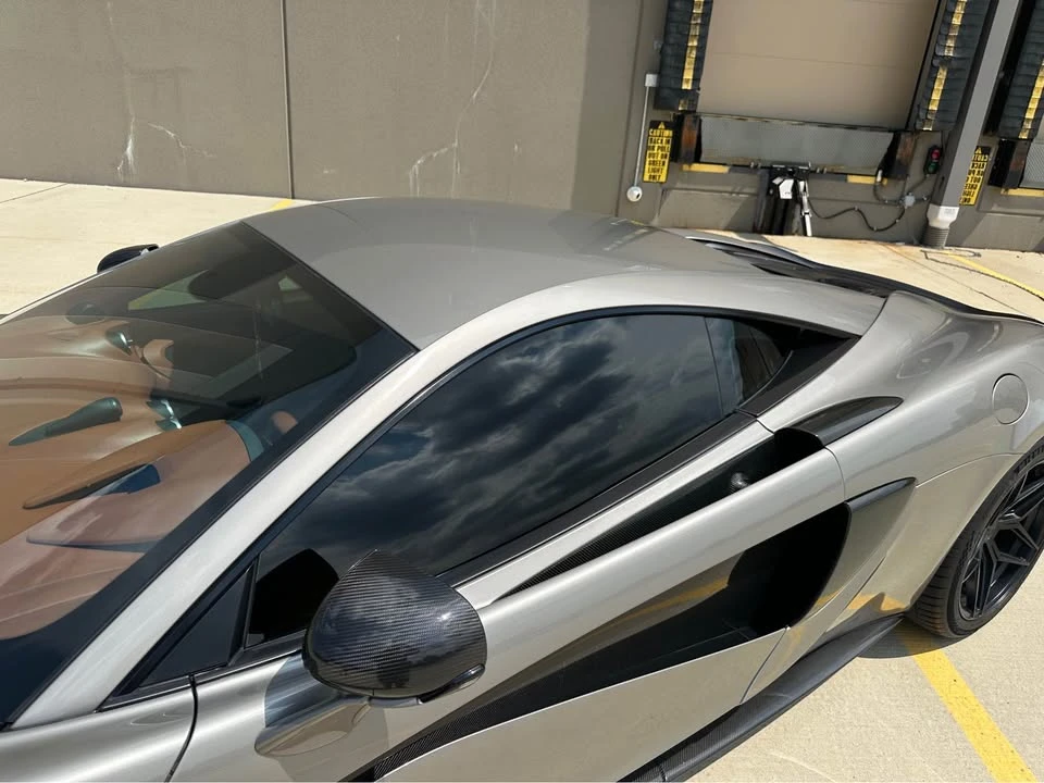 2016 McLaren 570S - Image 8 of 18
