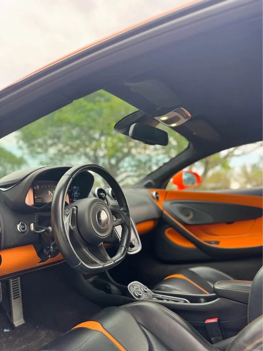 2016 McLaren 570S - Image 11 of 11