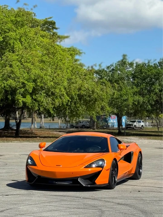 2016 McLaren 570S - Image 16 of 18