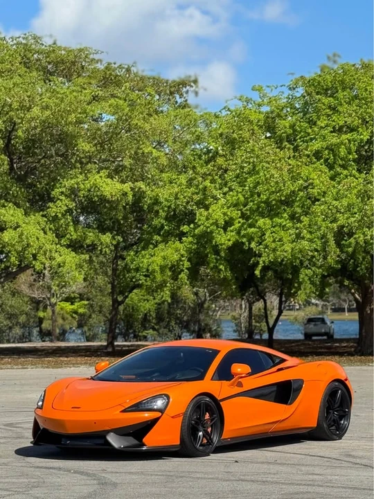 2016 McLaren 570S - Image 14 of 18