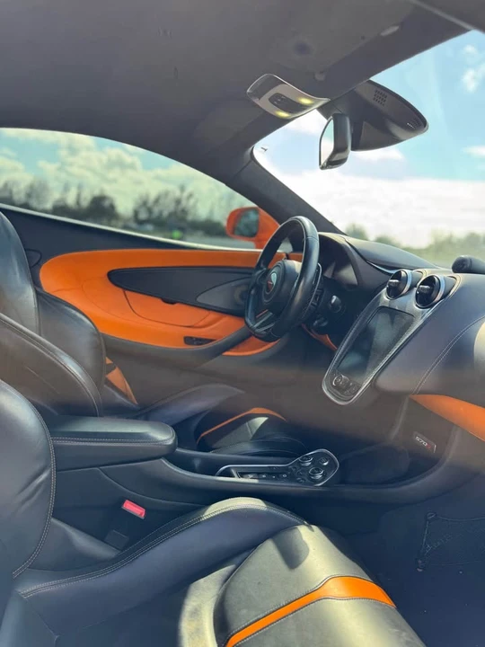 2016 McLaren 570S - Image 12 of 18