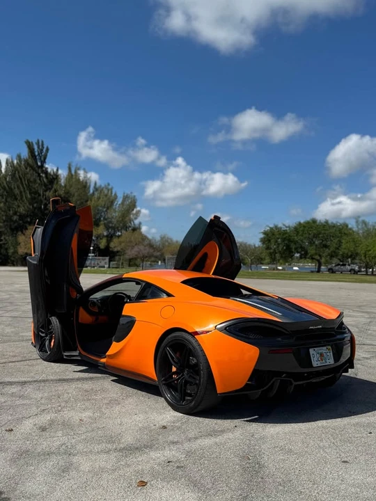 2016 McLaren 570S - Image 4 of 18