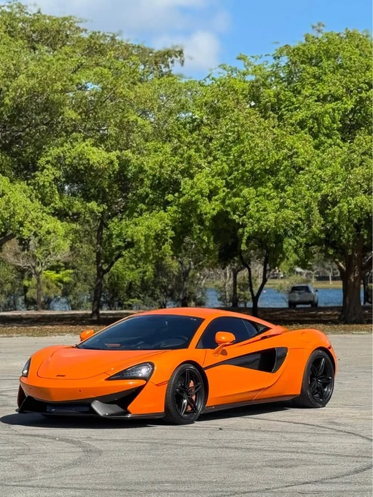 2016 McLaren 570S - Image 2 of 11