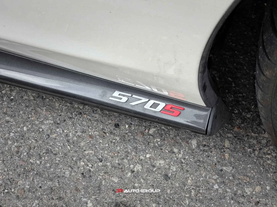 2016 McLaren 570S - Image 13 of 20
