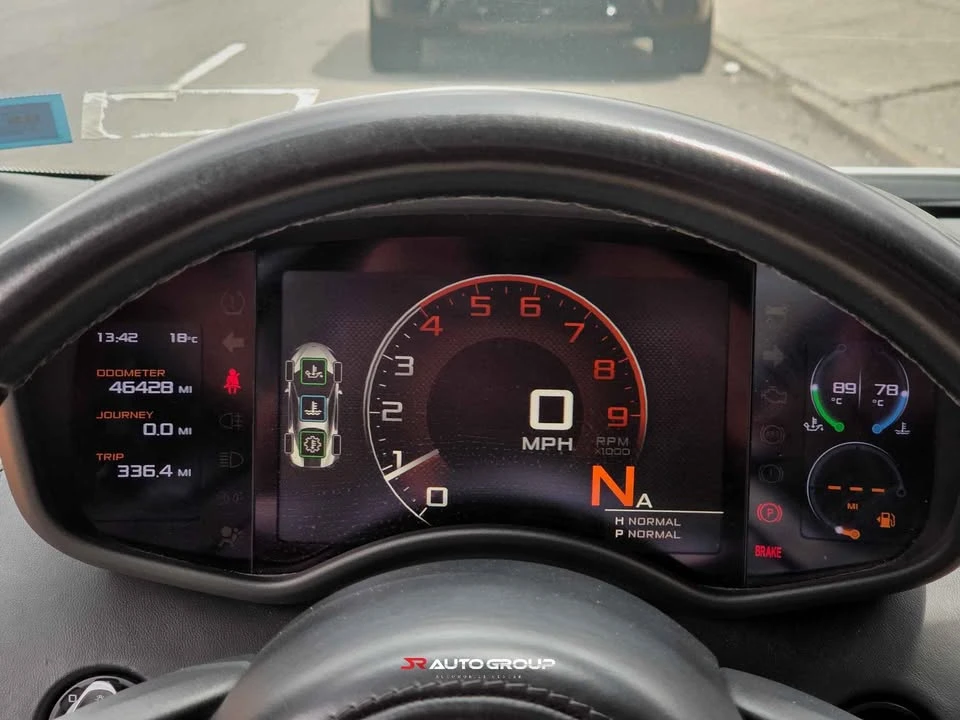 2016 McLaren 570S - Image 17 of 20