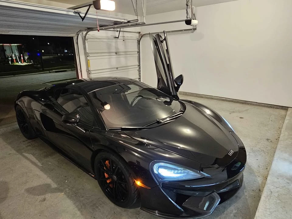 2016 McLaren 570S - Image 13 of 15