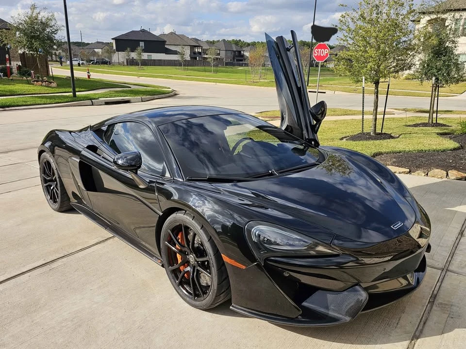 2016 McLaren 570S - Image 3 of 15