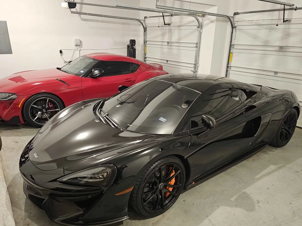 2016 McLaren 570S - Image 2 of 13