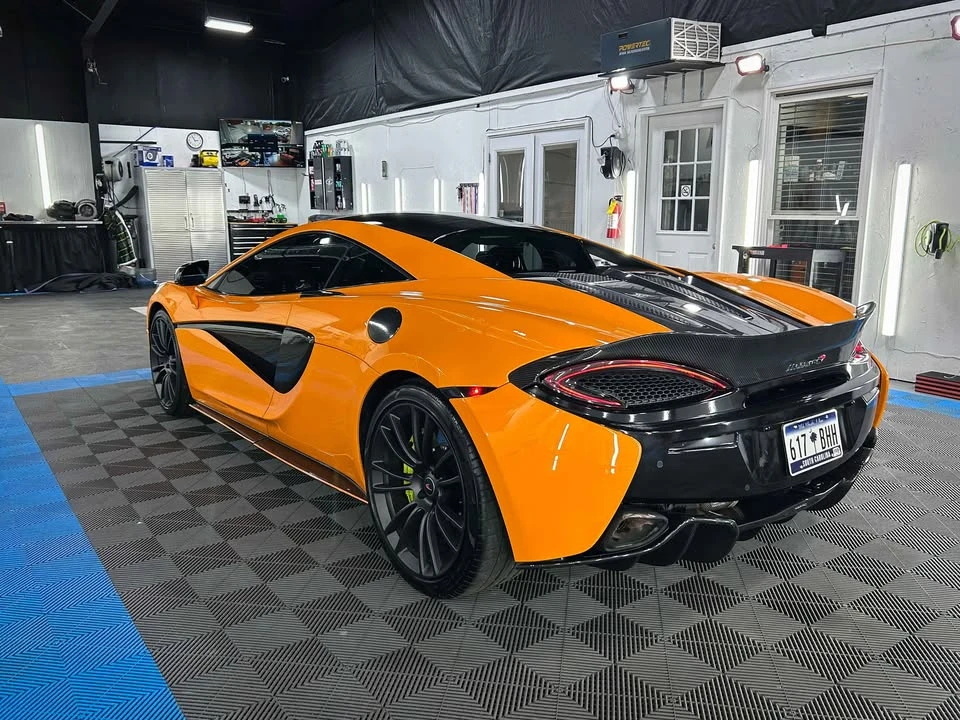 2016 McLaren 570S - Image 7 of 20