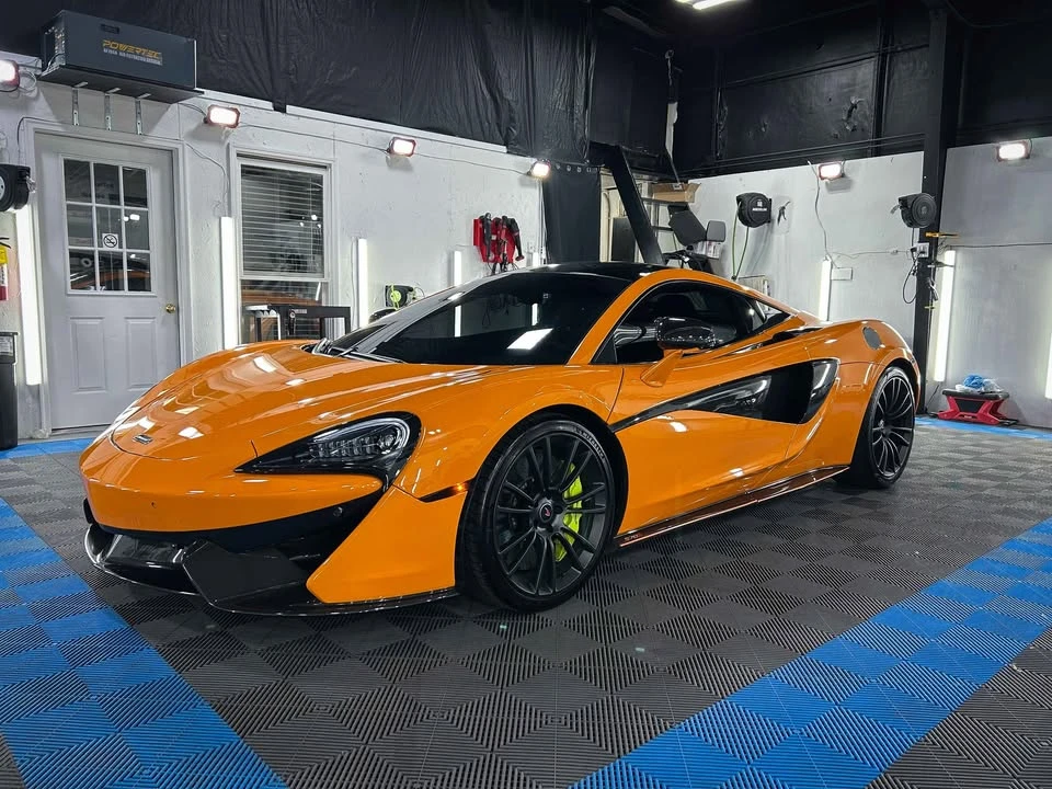 2016 McLaren 570S - Image 8 of 20