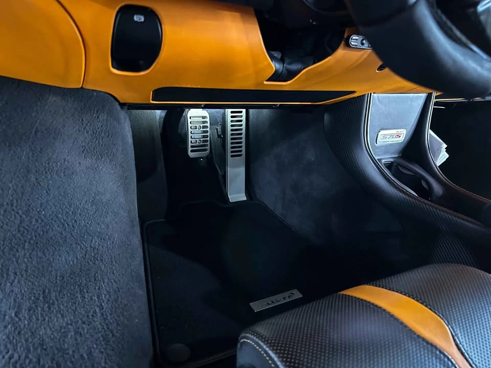 2016 McLaren 570S - Image 12 of 20