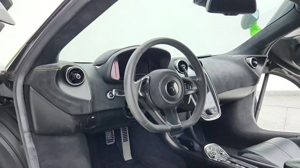 2016 McLaren 570S - Image 13 of 20