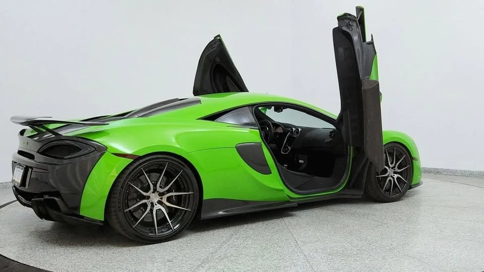 2016 McLaren 570S - Image 11 of 20