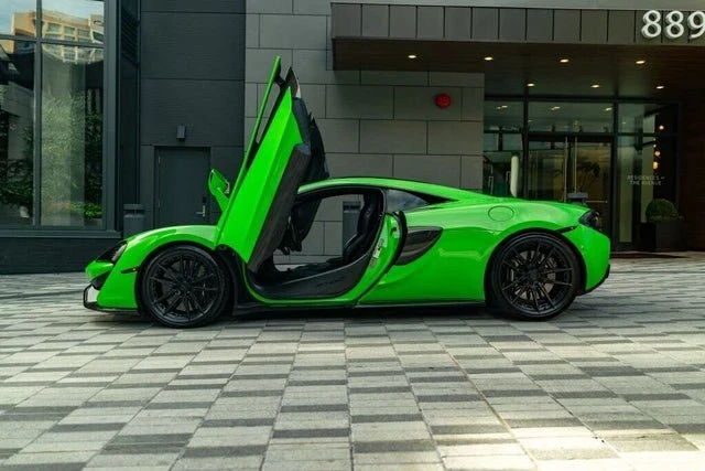 2016 McLaren 570S - Image 3 of 20