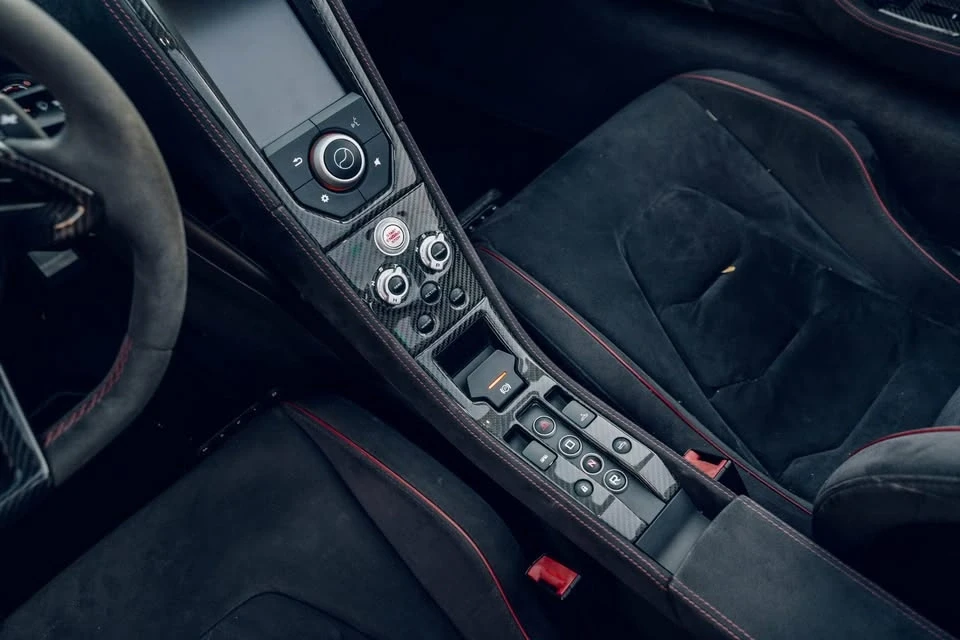 2016 McLaren 650S - Image 19 of 20