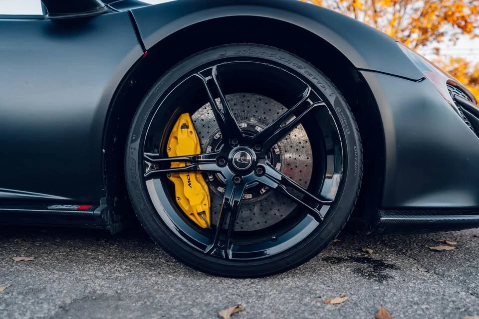 2016 McLaren 650S - Image 5 of 20