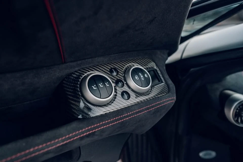 2016 McLaren 650S - Image 20 of 20