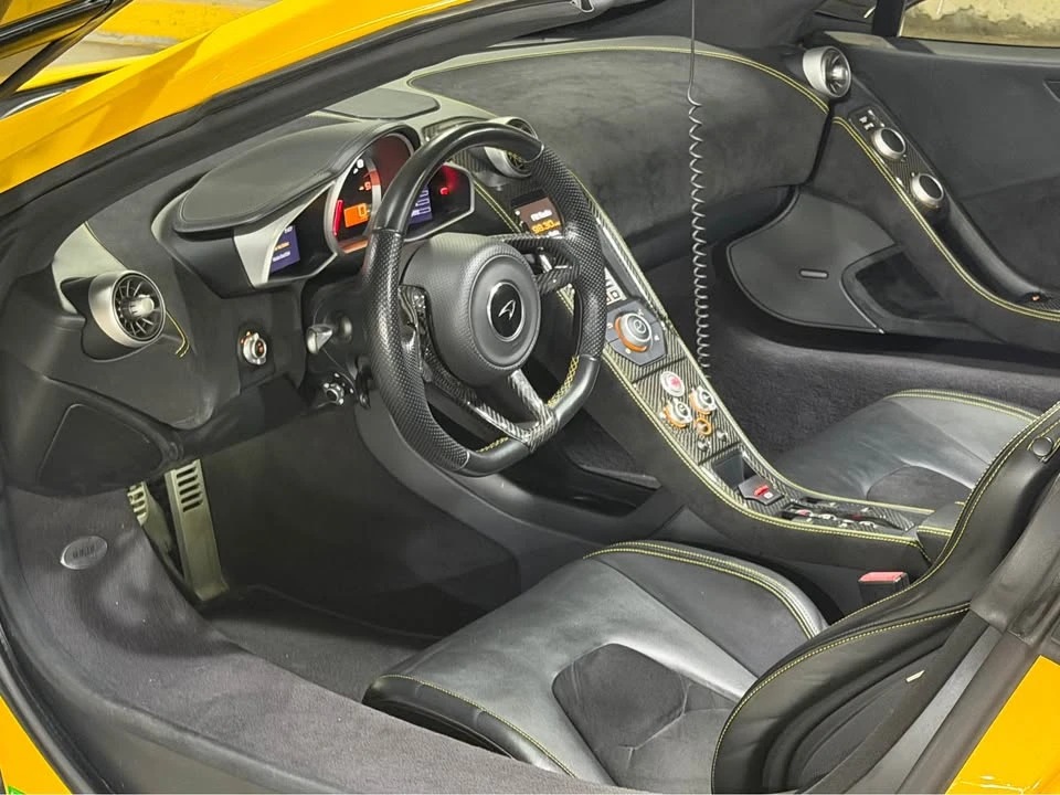 2016 McLaren 650S - Image 8 of 17