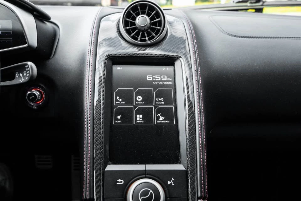 2016 McLaren 650S - Image 13 of 17