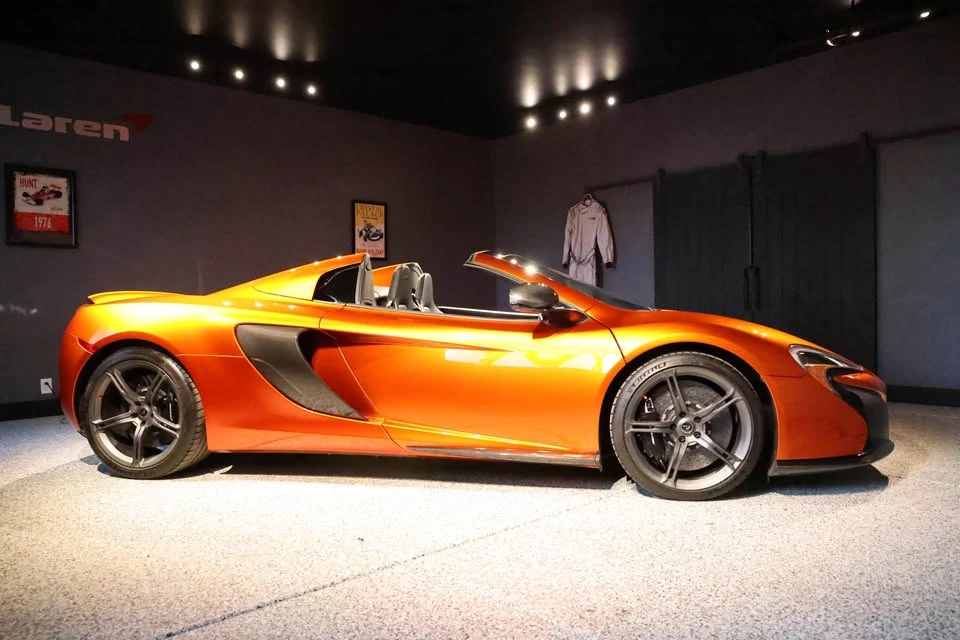2016 McLaren 650S - Image 15 of 17