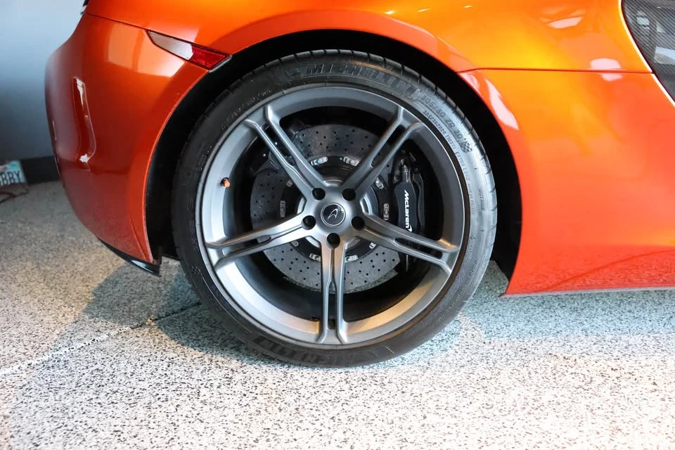 2016 McLaren 650S - Image 8 of 17