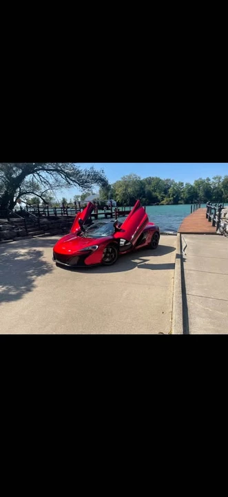 2016 McLaren - Image 3 of 20