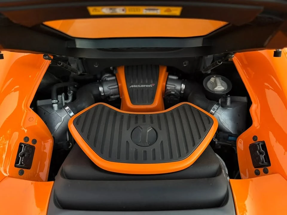 2016 McLaren 650S Spider - Image 13 of 20