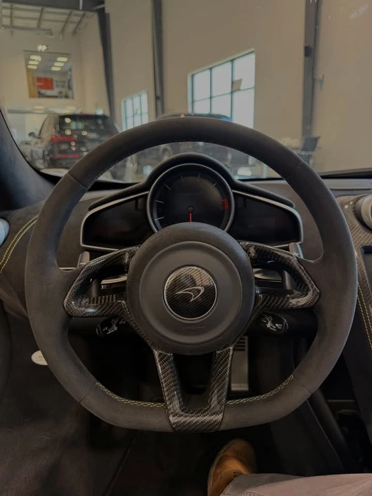 2016 McLaren 650S Spider - Image 14 of 20