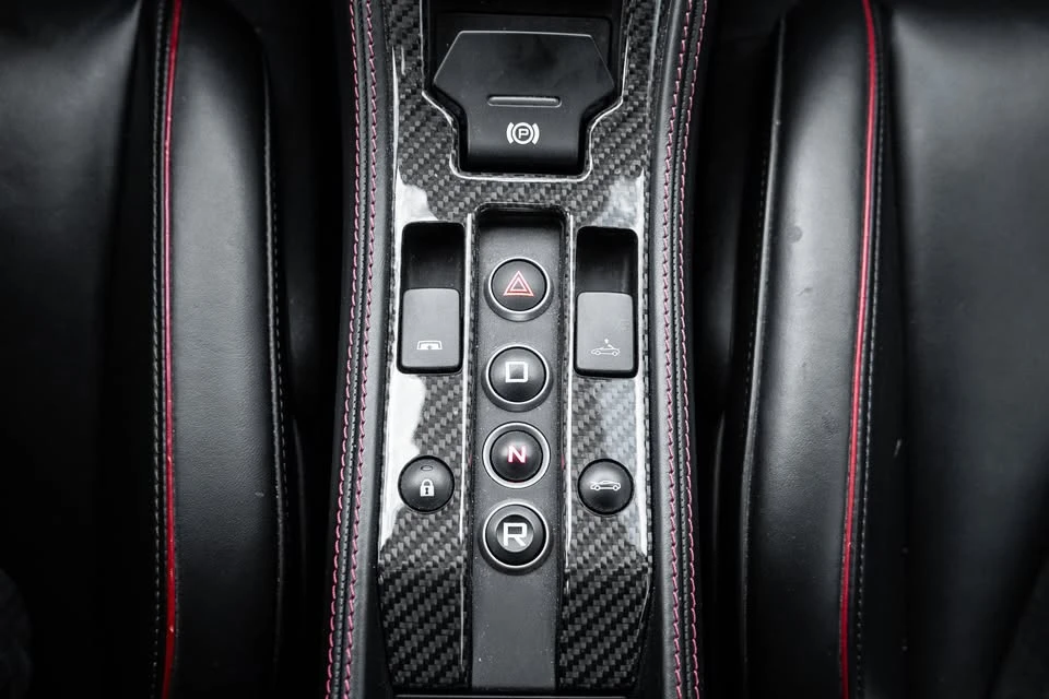 2016 McLaren 650S Spider - Image 16 of 19