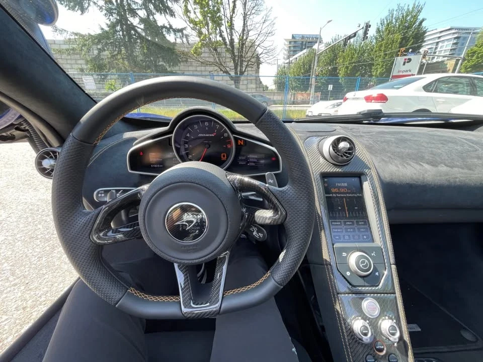 2016 McLaren 650S Spider - Image 15 of 18