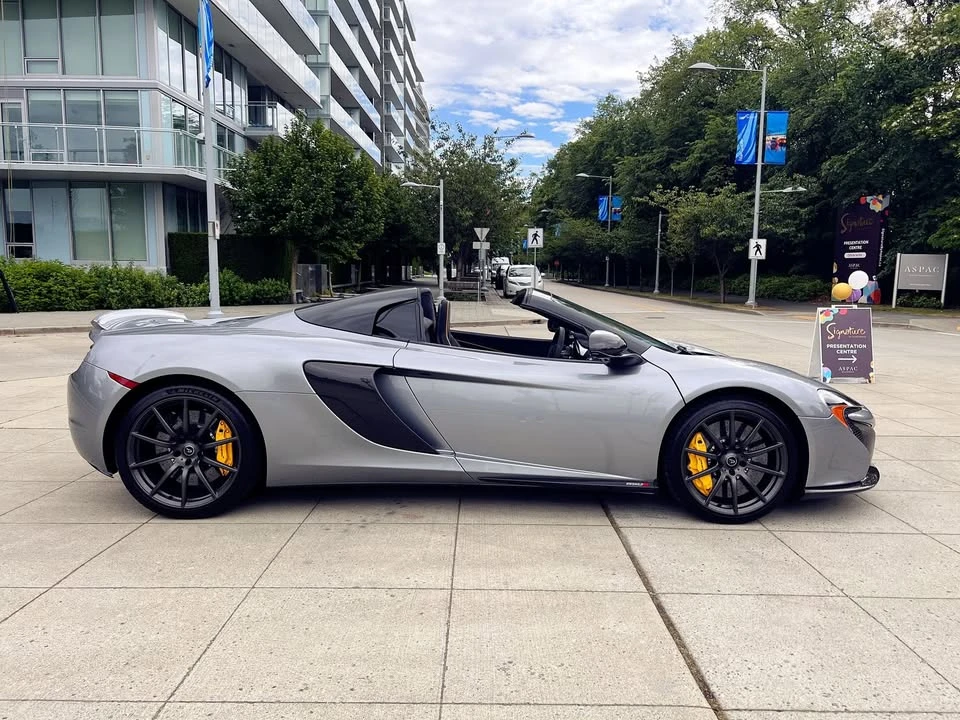 2016 McLaren 650S Spider - Image 13 of 20
