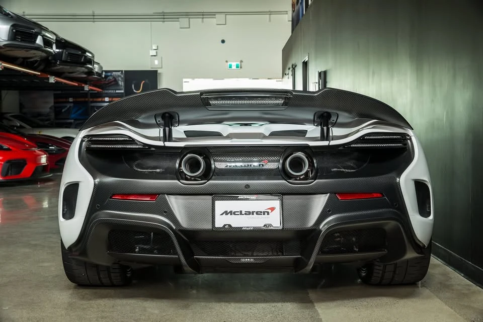 2016 McLaren 675LT Coupe - Image 8 of 20