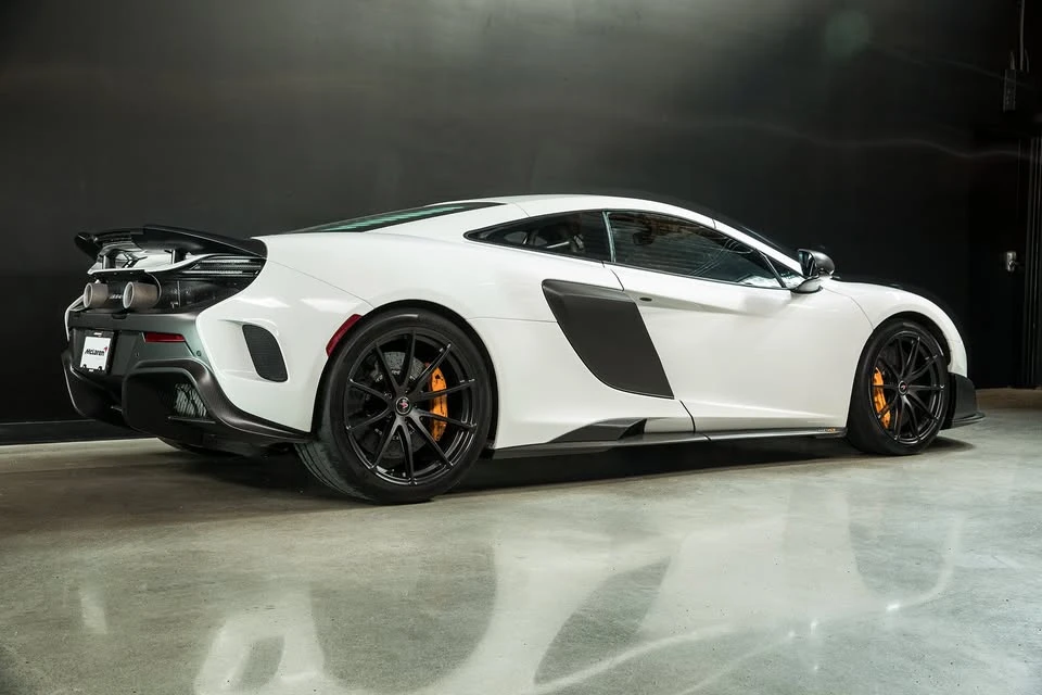 2016 McLaren 675LT Coupe - Image 7 of 20
