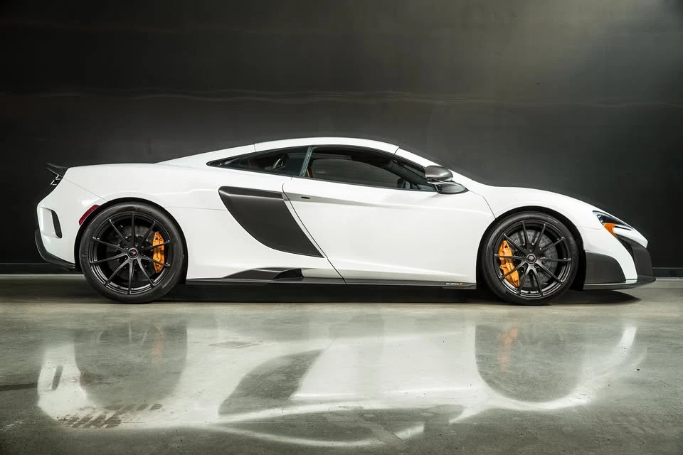 2016 McLaren 675LT Coupe - Image 6 of 20
