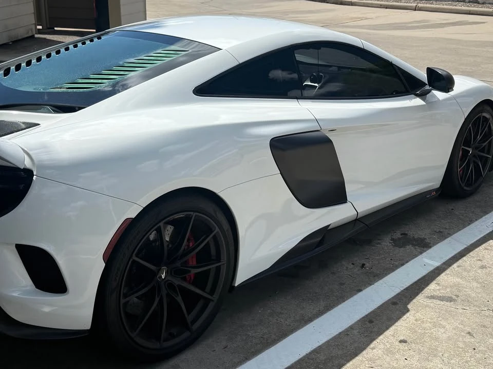 2016 McLaren 675LT - Image 4 of 12