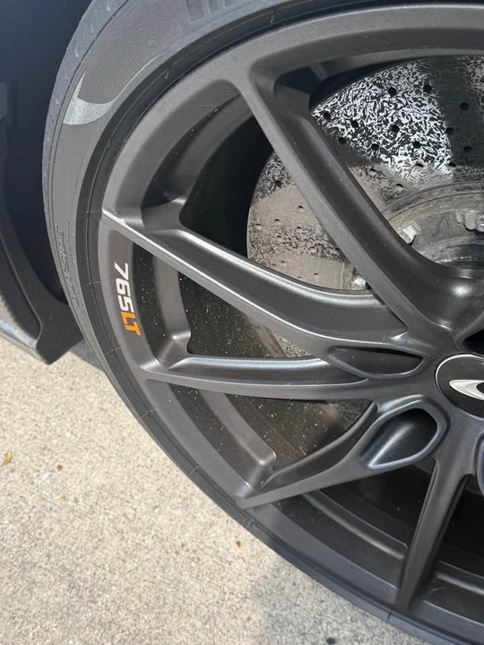 2016 McLaren 675LT - Image 9 of 12